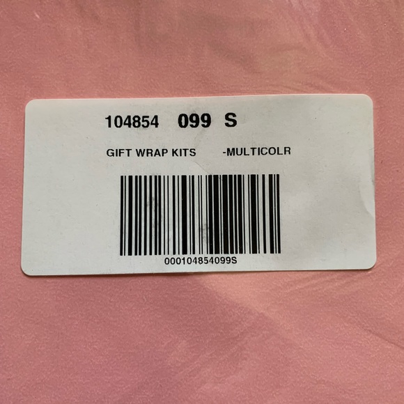 Victoria's Secret set of three gift boxes! - Picture 5 of 6